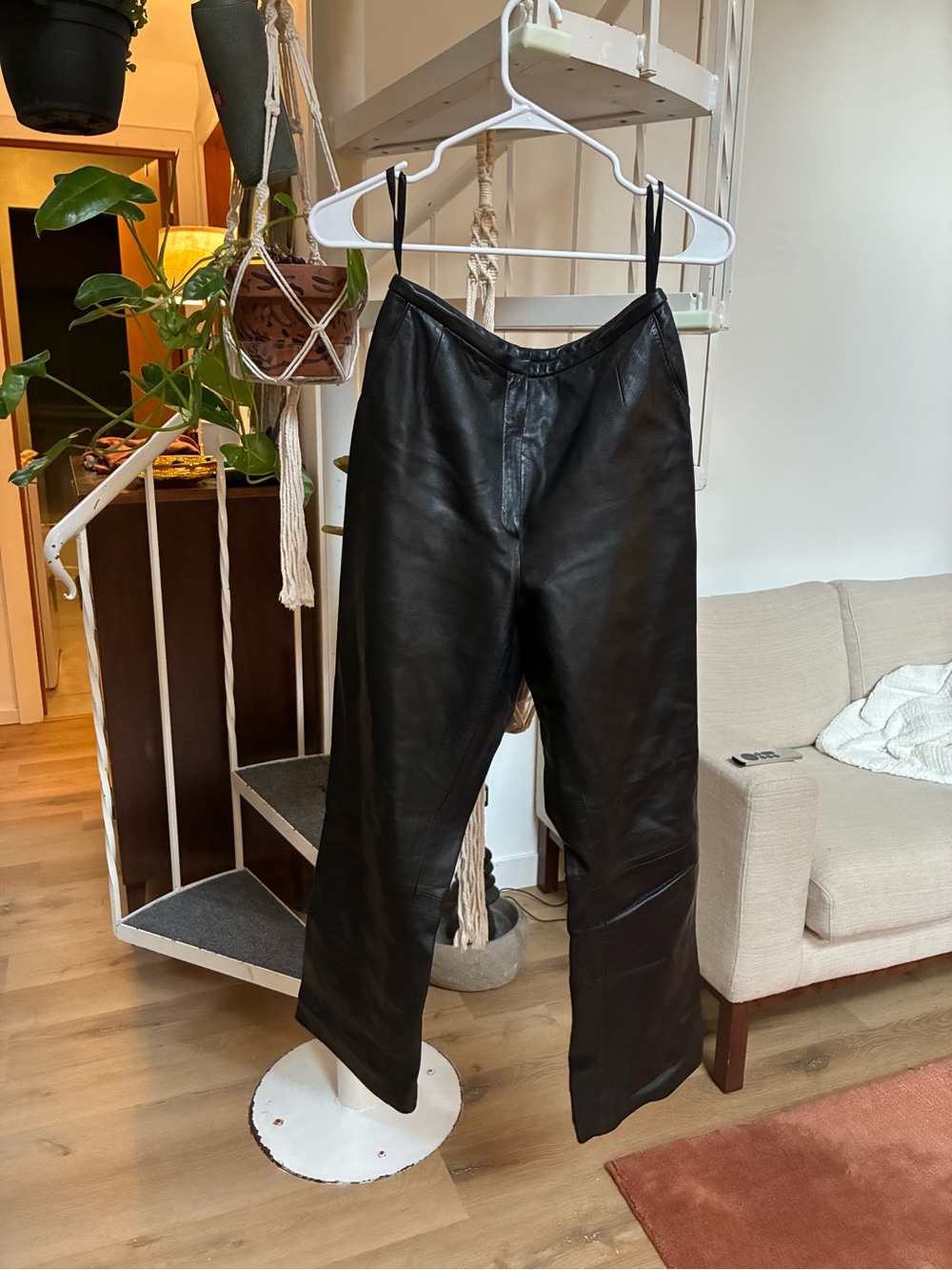 Lord & Taylor buttery black leather pants true vintage